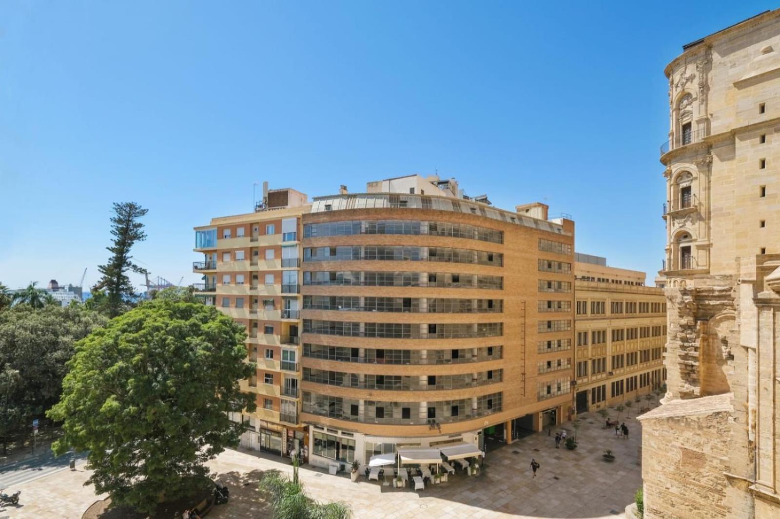 Apartamento con parking junto a Catedral Centro de Málaga Estreno! Esterno foto