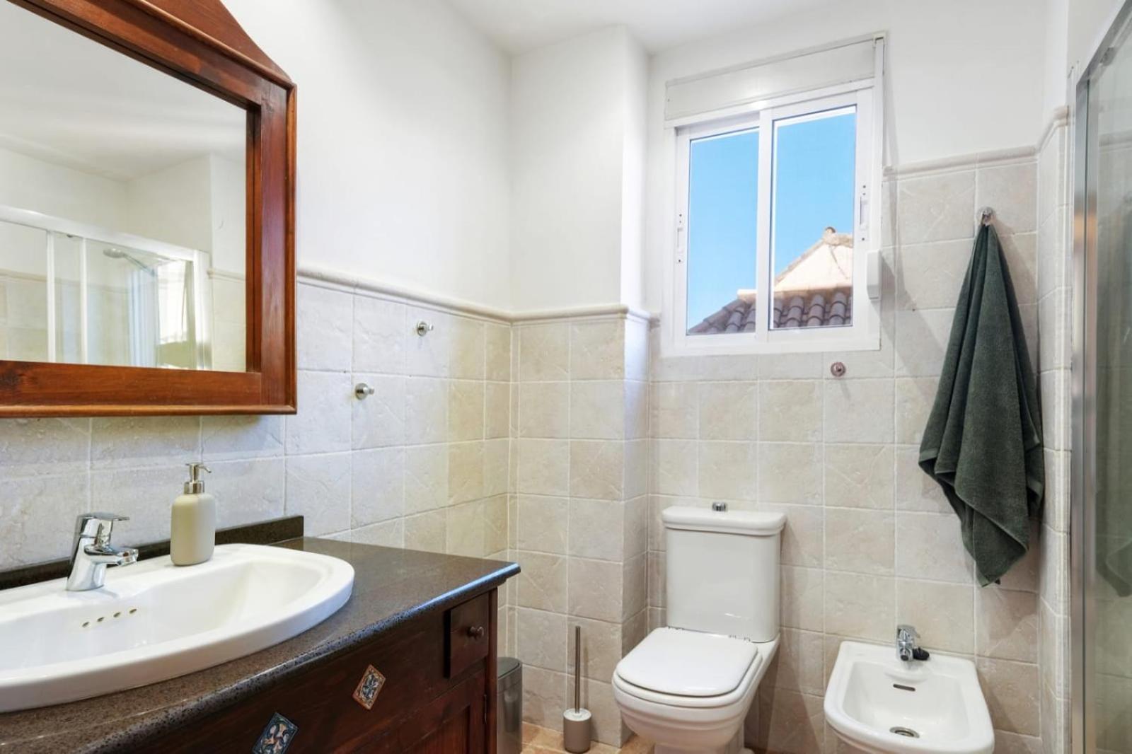 Apartamento con parking junto a Catedral Centro de Málaga Estreno! Esterno foto