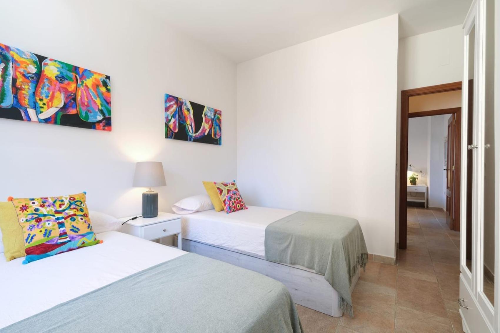 Apartamento con parking junto a Catedral Centro de Málaga Estreno! Esterno foto
